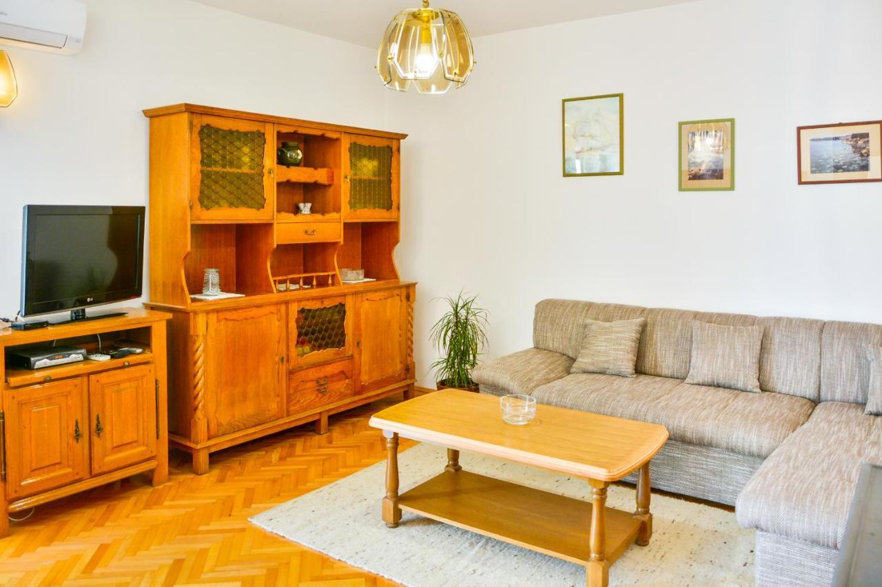 Apartman Gabrijela Senj  Bagian luar foto