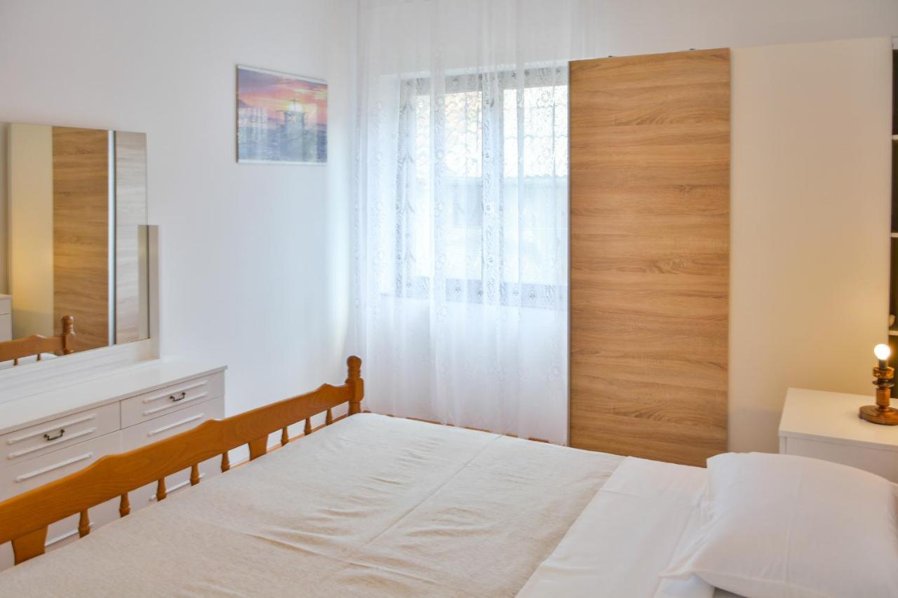 Apartman Gabrijela Senj  Bagian luar foto